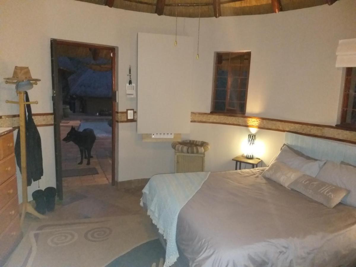 Adorable Unique Guest House - African Bush Feel Kalkheuvel Exterior foto